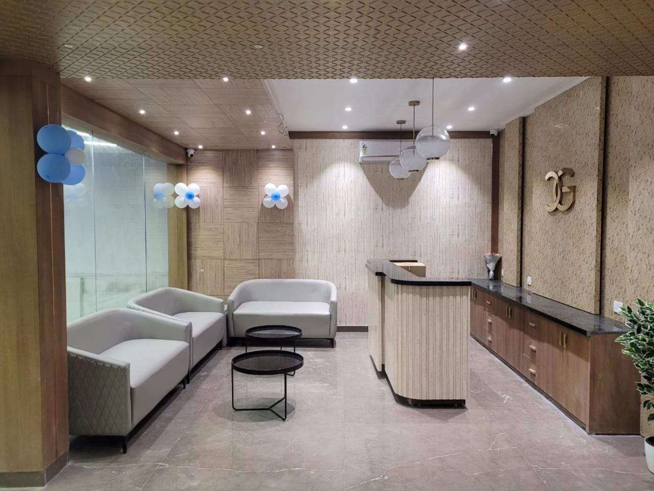 Cosmo Grande Hotel Chennai Exterior photo